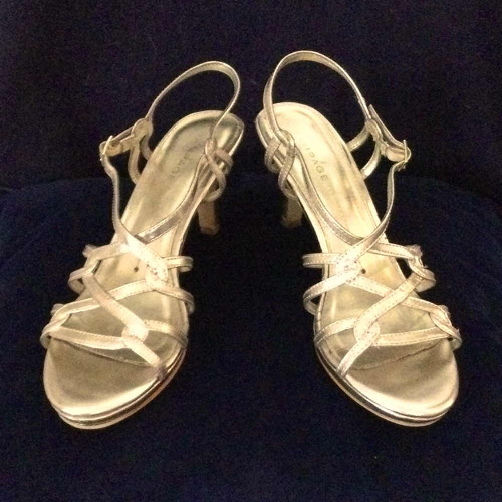 Dress sandals-Gold